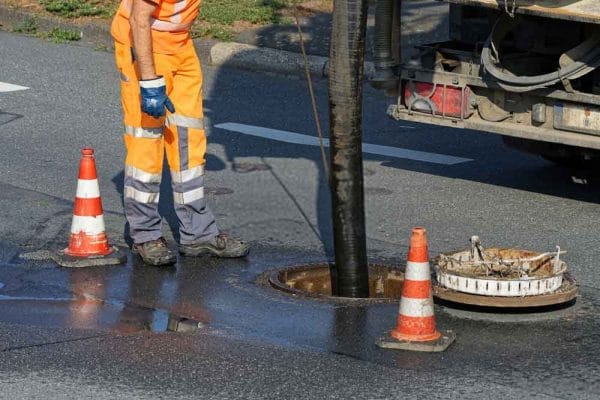 Common Signs You Need Sewer Cleaning